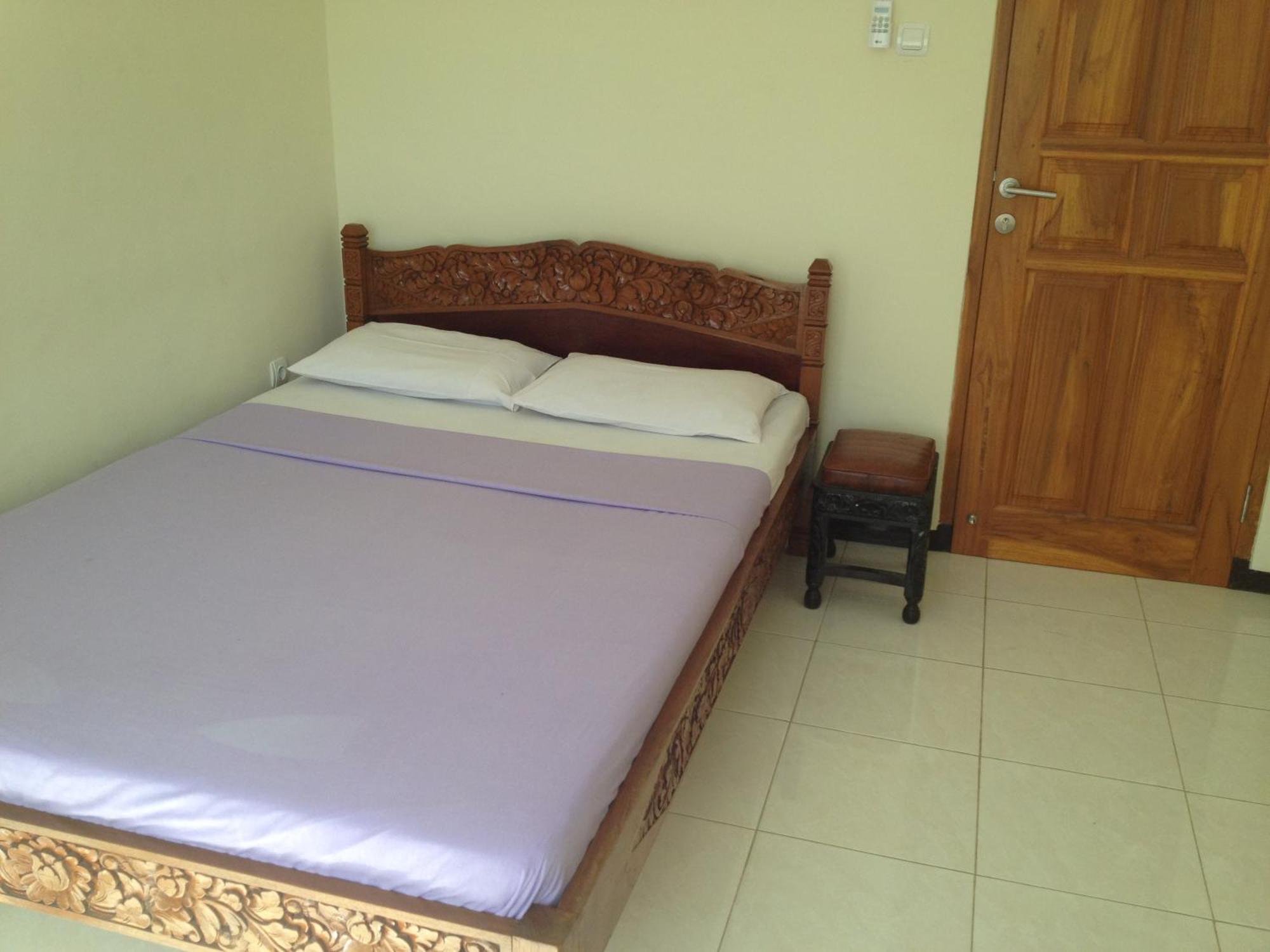 Astina Hotel Lovina Rum bild